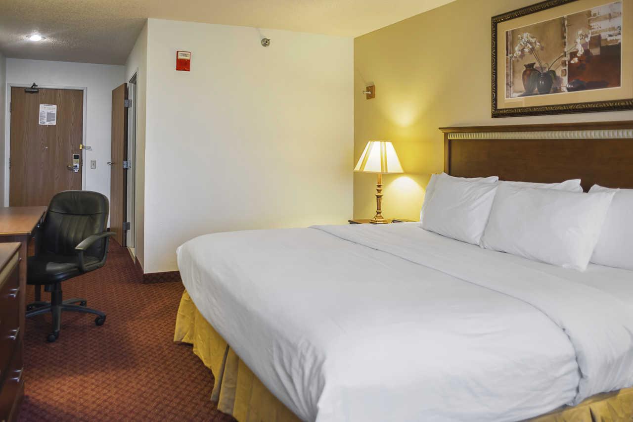 Quality Inn Near Monument Health Rapid City Hospital Exterior photo